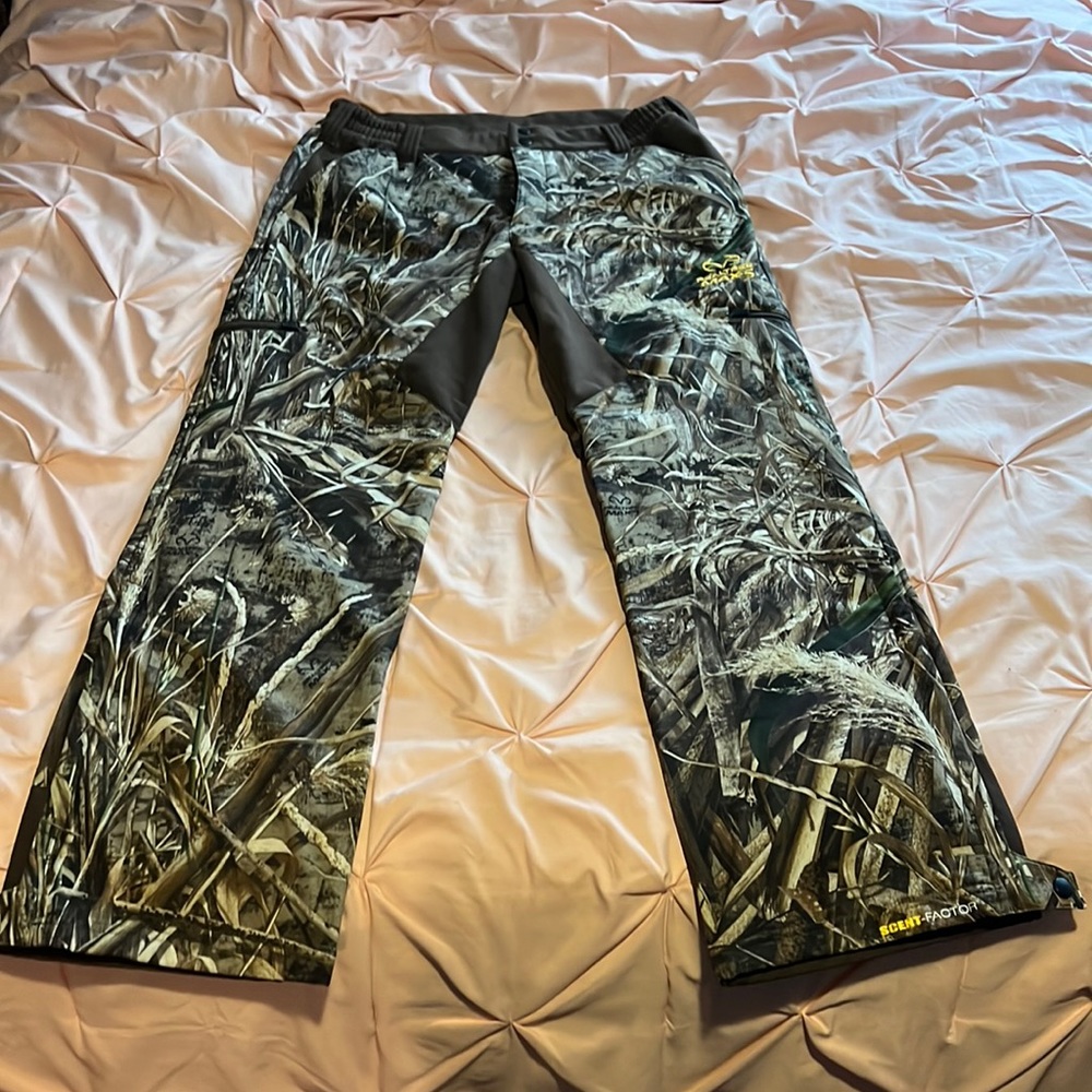 Realtree fleece Camo pants